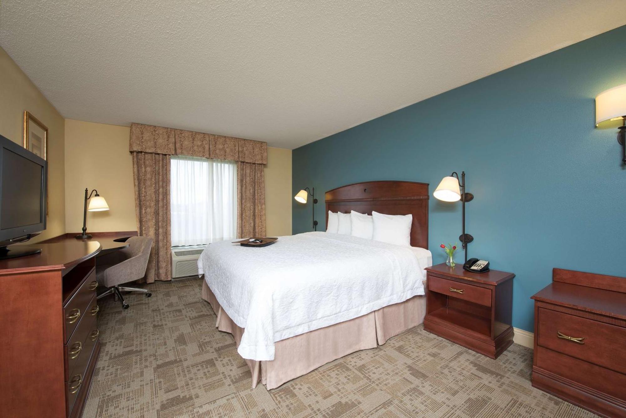 Hampton Inn & Suites Bloomington-Normal Exterior foto